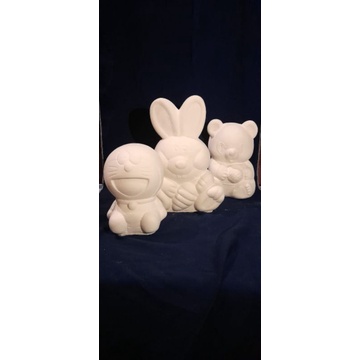 Celengan gypsum karakter