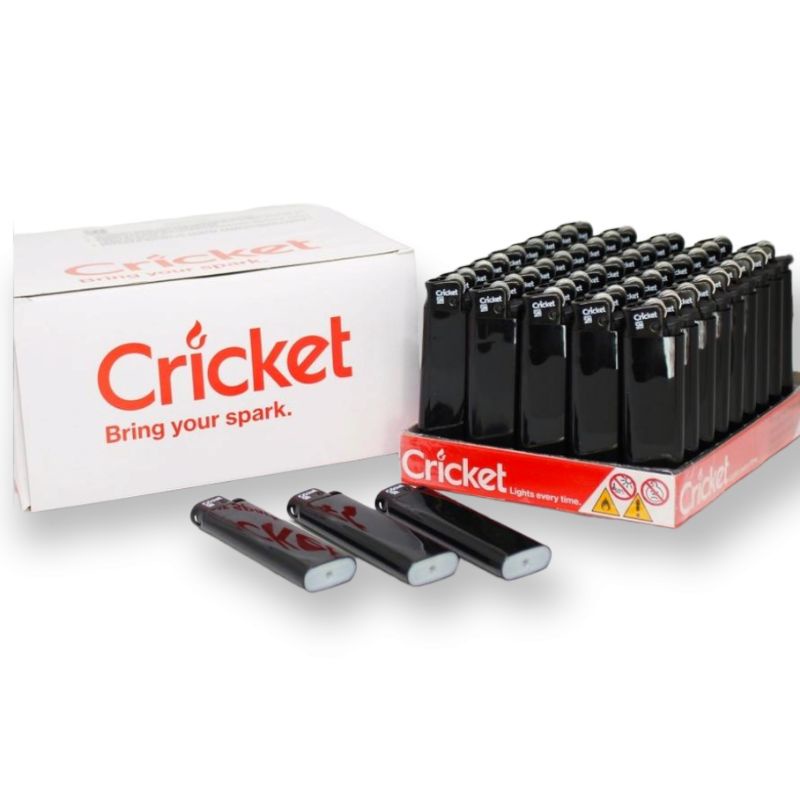 KOREK API CRICKET HITAM POLOS