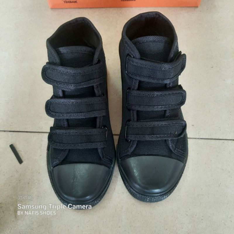 sepatu import n#b anak sekolah sd tempel velcro perekat size 32-35