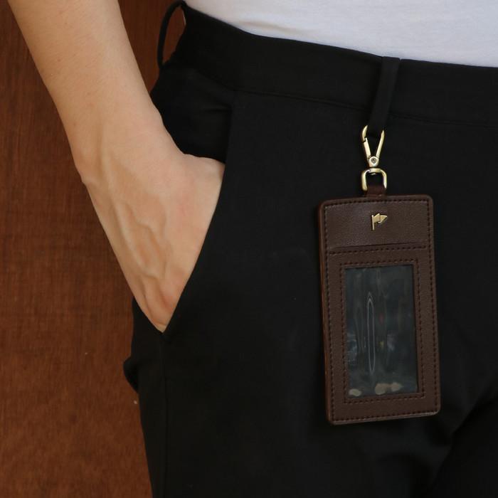 

NAME TAG-LANYARD 201 BROWN
