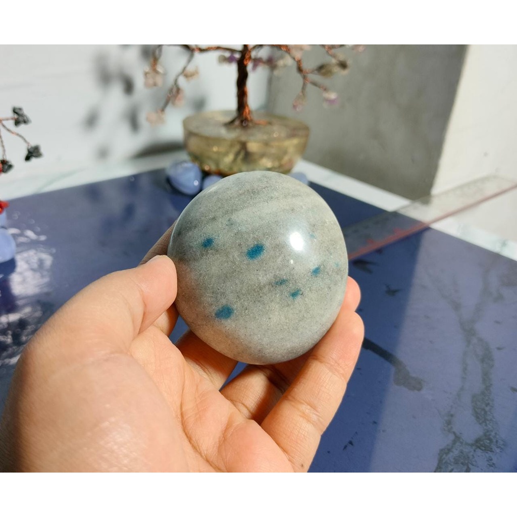 Natural Stone K2 Palm (4)