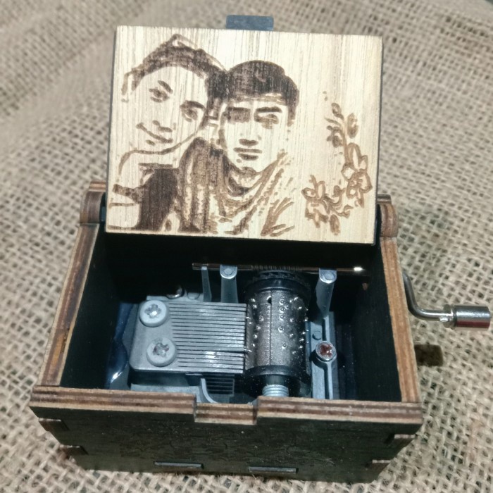 Kotak Musik Kotak Musik Custom Kado