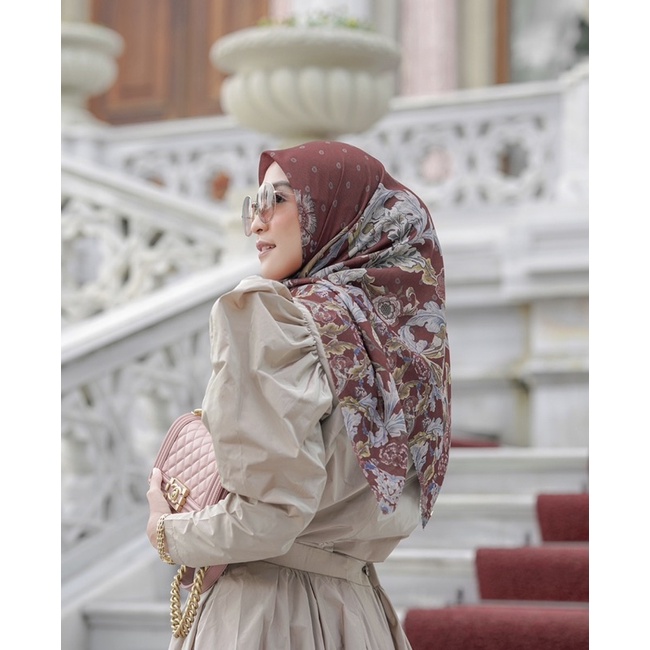 Buttonscarves - The Royale Series - XL