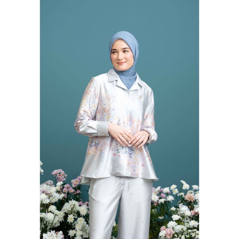 HEIDI BLOUSE WEARING KLAMBY NEW SIZE M