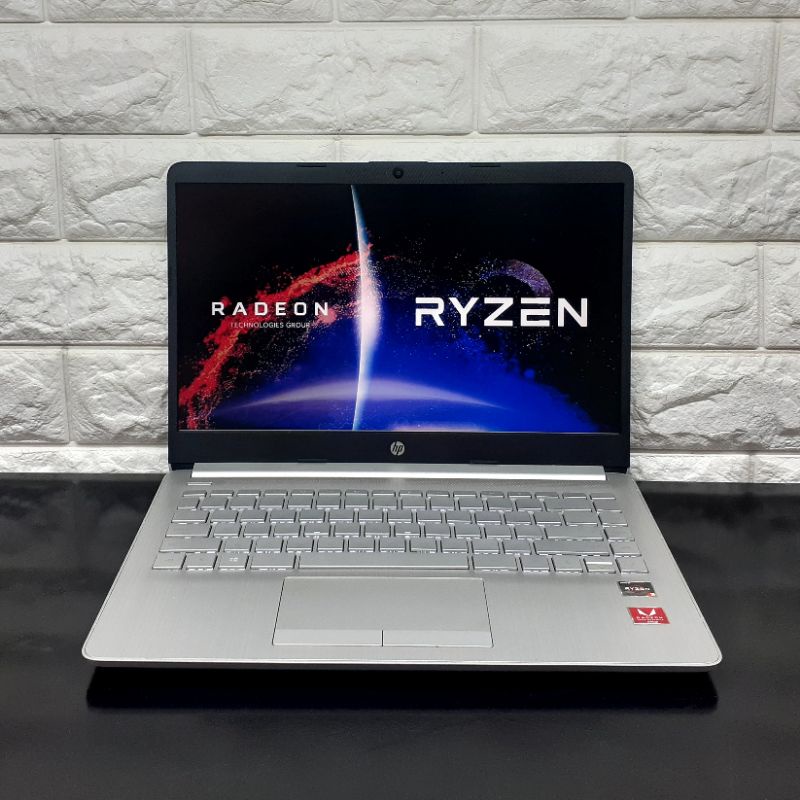 Laptop Hp 14s -dk1524AU Amd Ryzen 3 3200 Ram 4gb Ssd 256gb