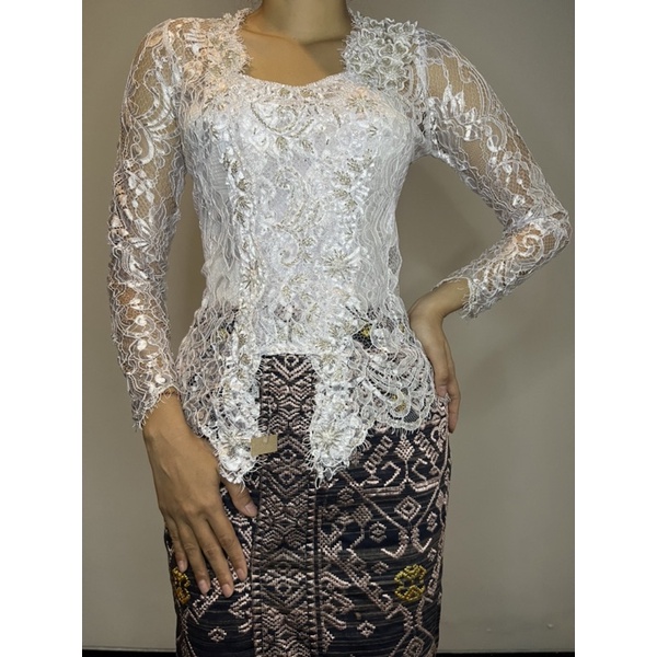 Kebaya Payet Bunga