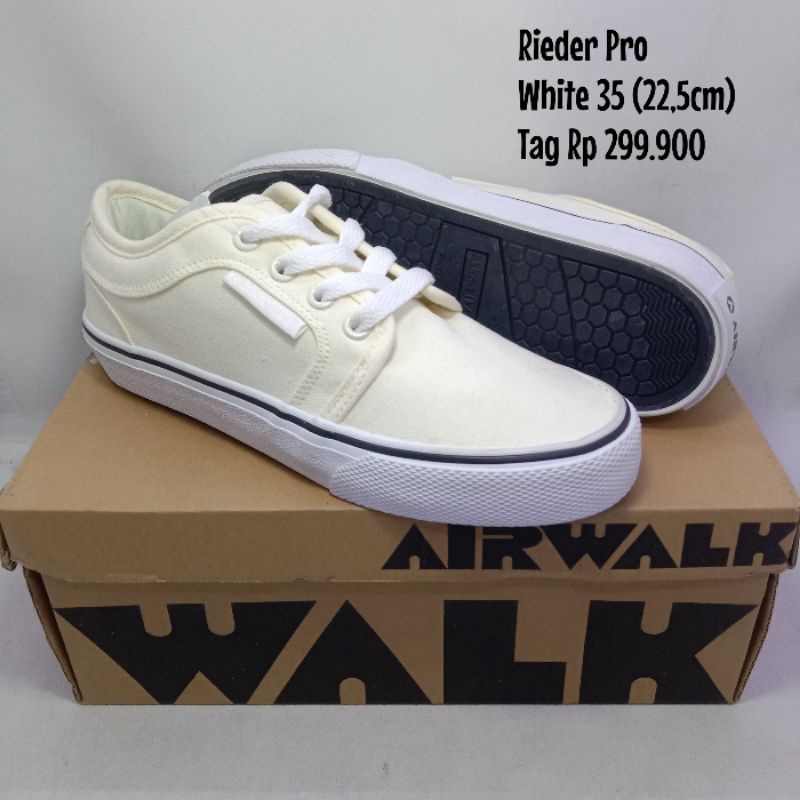 (Size 35) RIEDER PRO SEPATU PUTIH AIRWALK ANAK