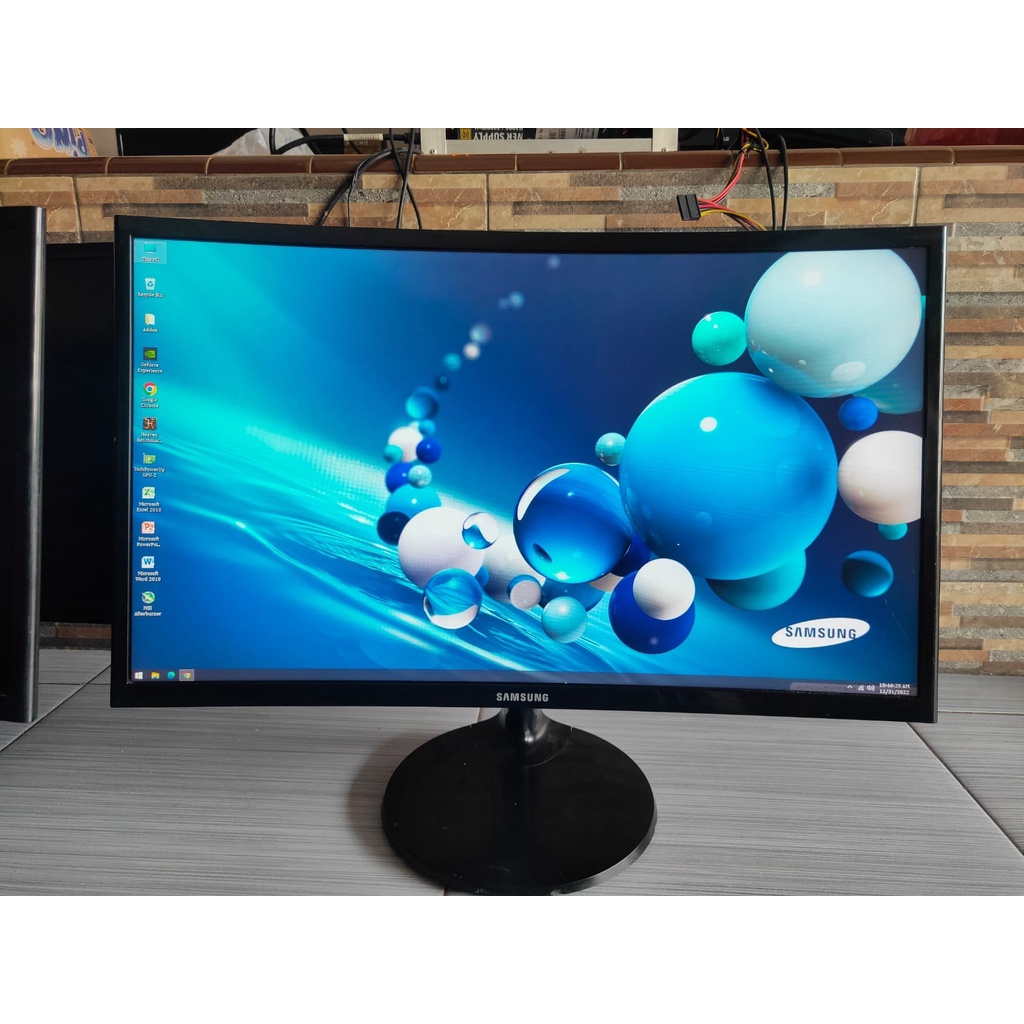 Monitor/ LED  SAMSUNG 24 INCHI CURVED SERI CF390