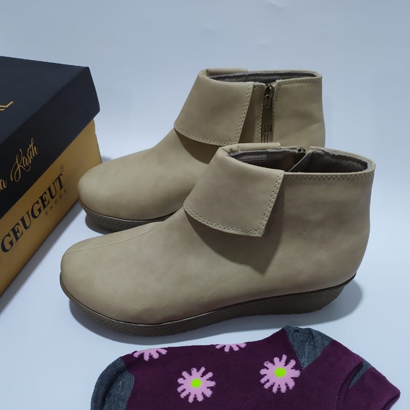 GEUGEUT GGT025 SEPATU BOOTS WANITA KOREA TERBARU