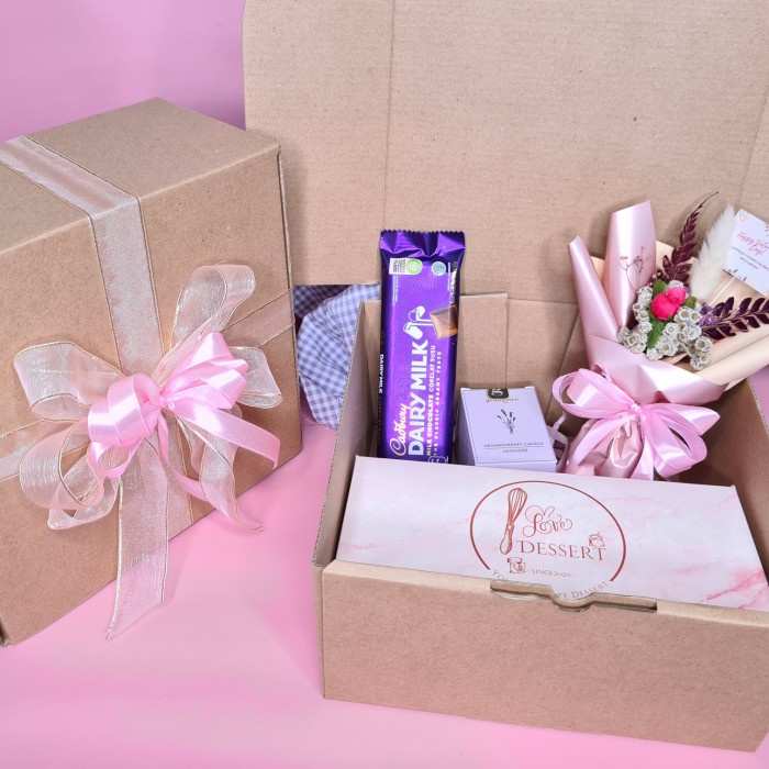 

✨READY✨ -Valentine Gift | Valentine Bundling | Valentine Hampers - special- 1.1.23