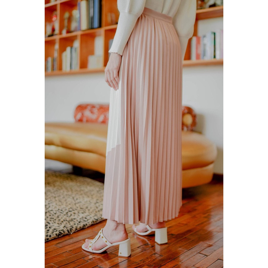 KILA TWO TONE PLEATED SKIRT - BENANG JARUM