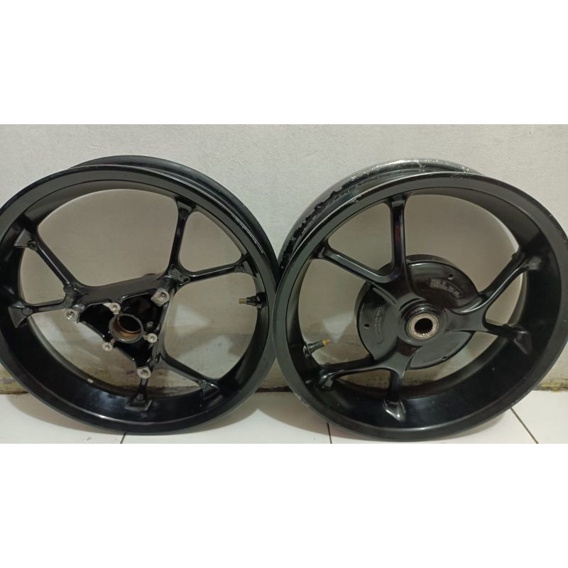 velg yamaha aerox 155 original bawaan motor sepasang depan belakang