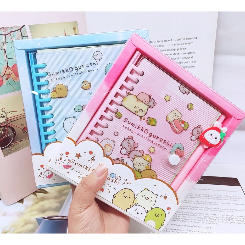 

GEM-BUKU DIARI KARTUN + PULPEN | BUKU JURNAL FREE PULPEN LUCU | BINDER BOOK CARTOON | BINDER BOOK | BUKU MEMO | DIARY BOOK KANCING | SCRAPBOOK DIARY | SCRAPBOOK | KADO ULANG TAHUN | BUKU CATATAN | NOTE BOOK