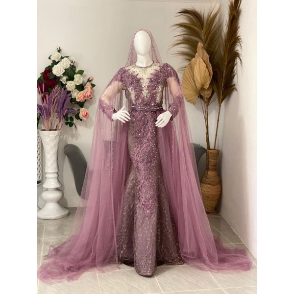 0986539  Kebaya ekor tile