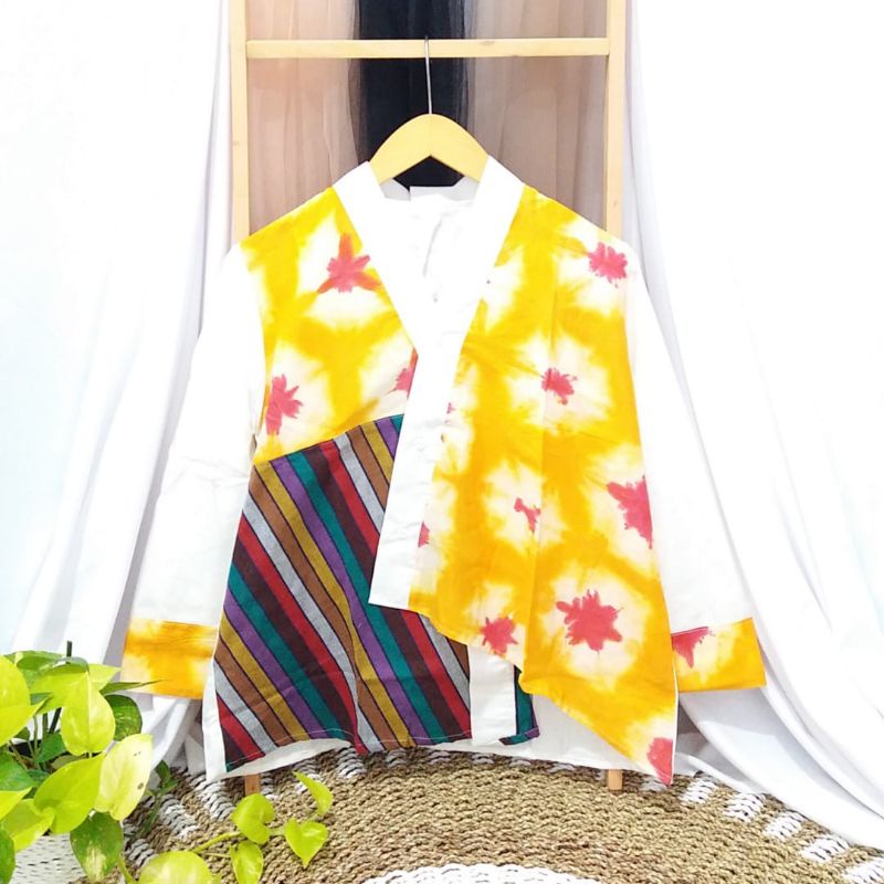 BLOUSE KIMONO INDIRA TENUN BATIK | KIMONO BATIK TOP