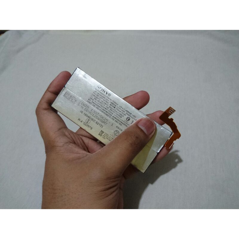 Baterai Sony Xperia Xz1 ori copotan