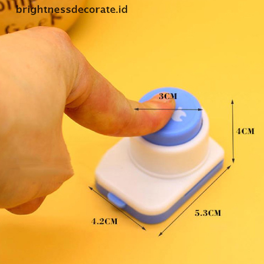 [Birth] Cetakan Bola Nasi Kartun DIY Bentuk Wajah Tersenyum Pemotong Rumput Laut Bento Sushi Tools [ID]