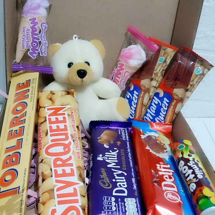 

✨READY✨ -hamper box kado coklat valentine istimewa toblerone silver queen delfi- 1.1.23