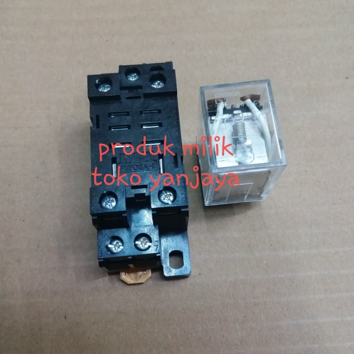 relay omron LY2 220V 10A + socket omron original