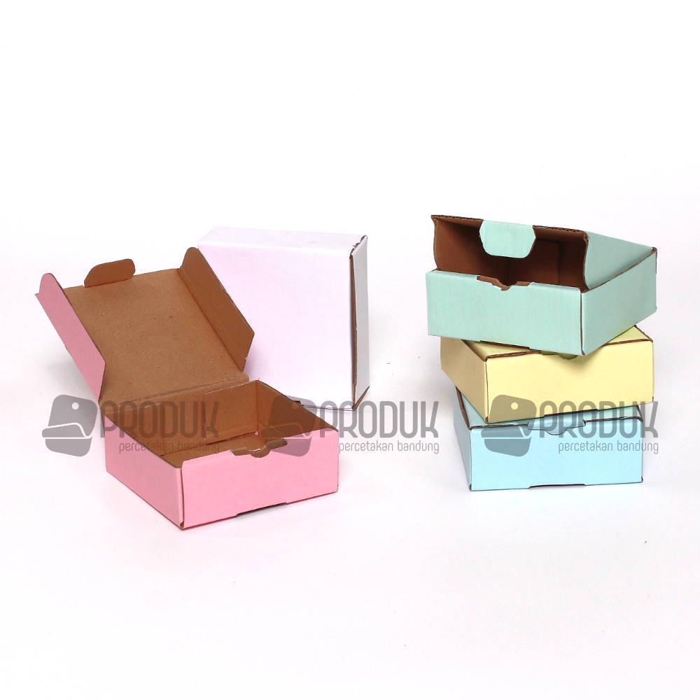 CETAK Kardus Corrugated  | CUSTOM Box Packing Souvenir Pizza | Die Cut | uk 100x65 cm |