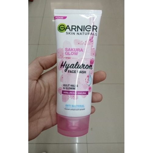 GARNIER SAKURA GLOW FACIAL WASH 100 ML