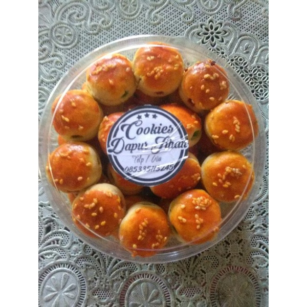 

kue nastar motif burger