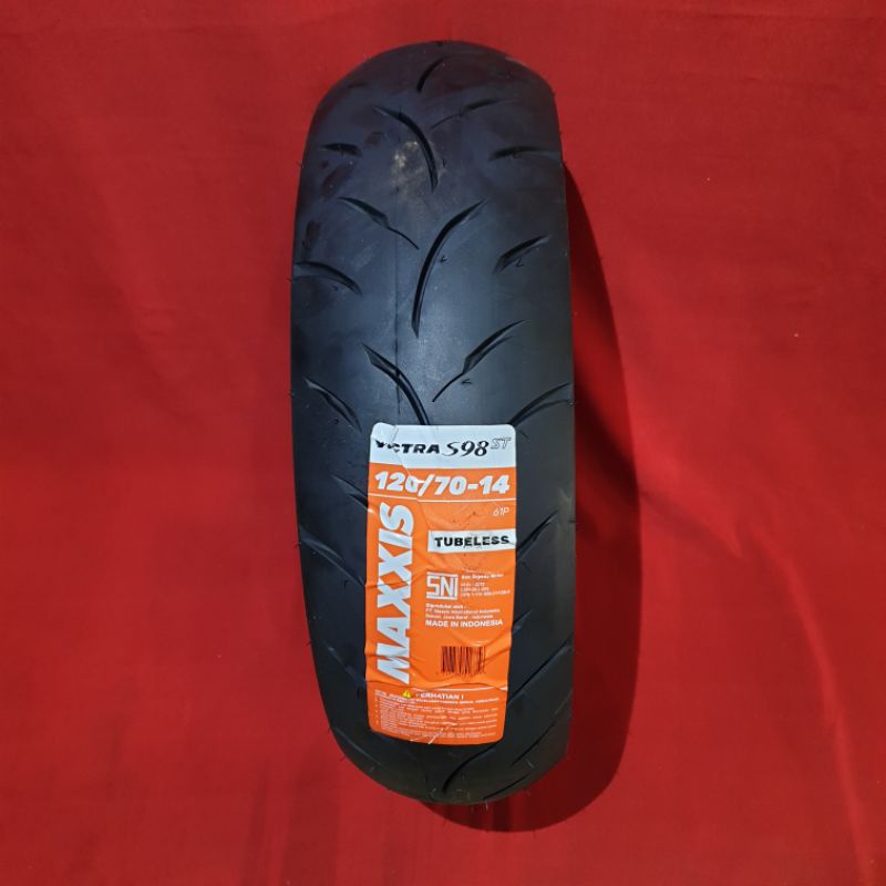 Ban Maxxis Victra 120/70-14 Tubeless