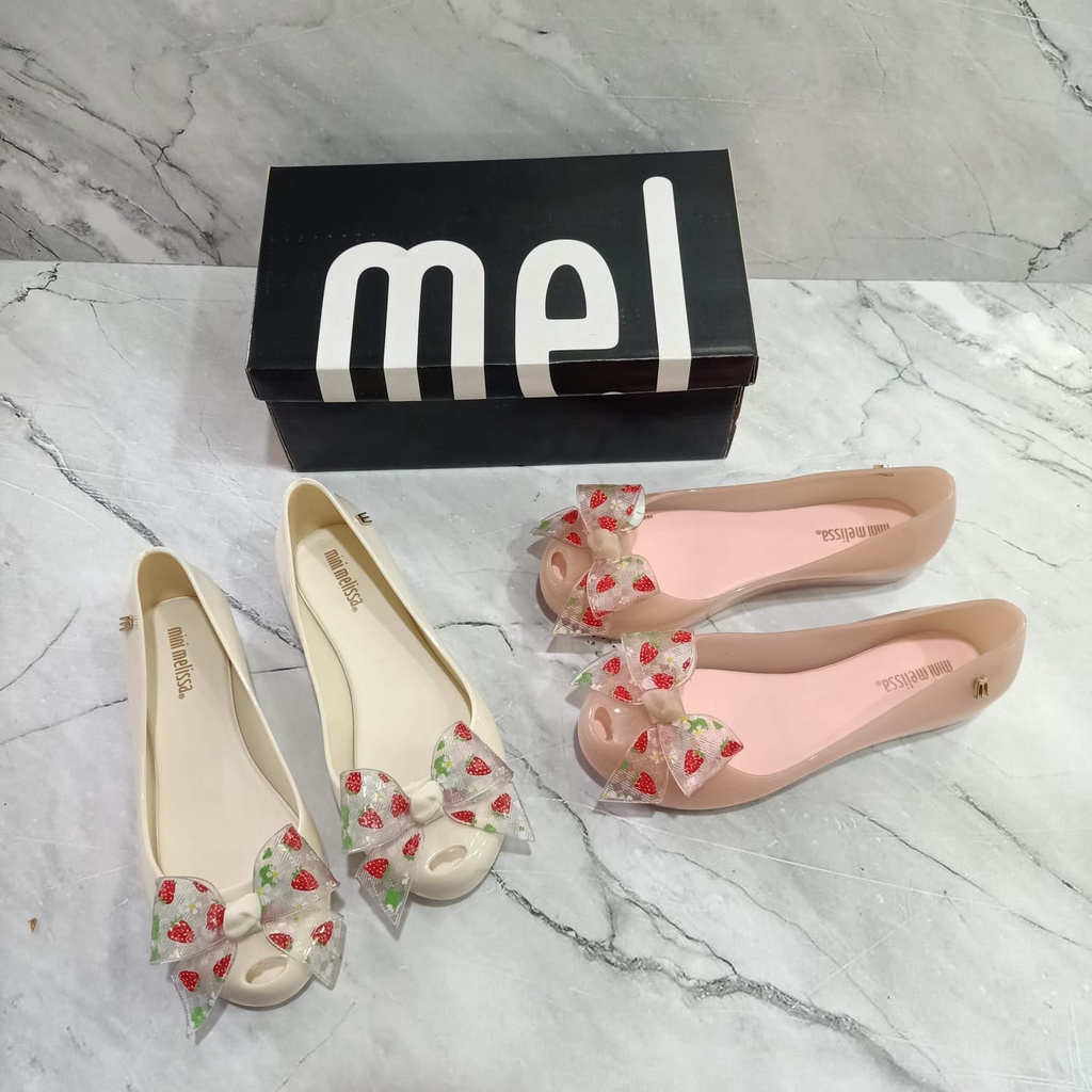 Flat shoes Mels Junior strawberry (anak tanggung)