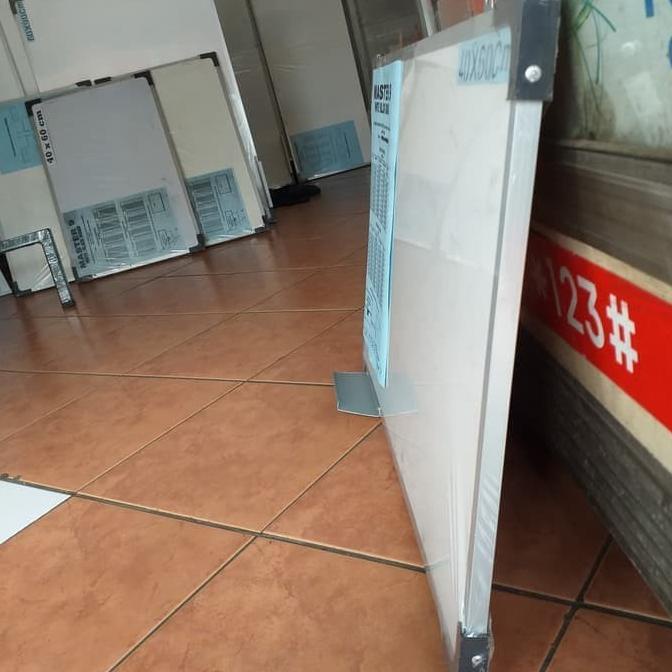

Whiteboard non magnetik gantung 90 x 120