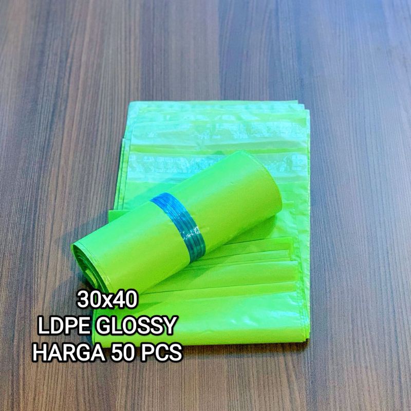 plastik packing polymailer 30x40 50pcs LDPE GLossy Hijau stabilo