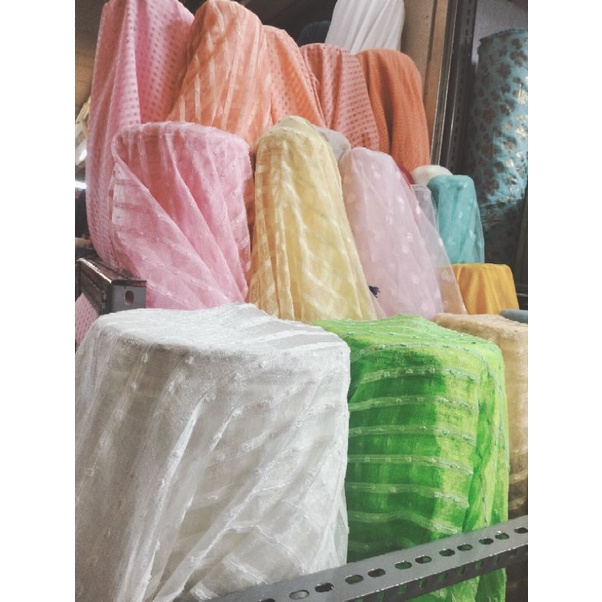 Bahan/Kain Organza salur