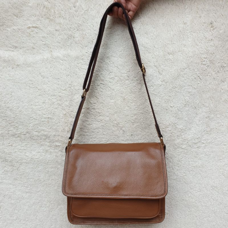 Tas Selempang Brhas Pati Coklat Kulit Asli Preloved