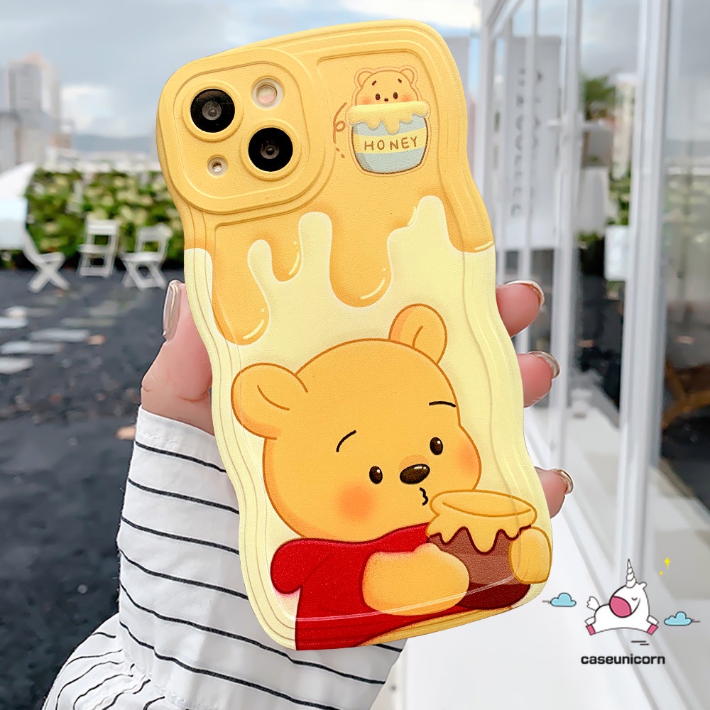 Realme C55 C53 C12 10 C35 C33 C15 C25 C30 5 6i C11 8 8Pro C25Y C17 C21Y C25s C20 9 9Pro+9i 8i C3 7i 5i 7i Kartun Lucu Beruang Strawberry Lotos Winnie the Pooh Lembut Bergelombang Edge Case