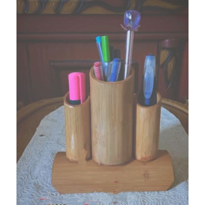 

tempat pensil bambu