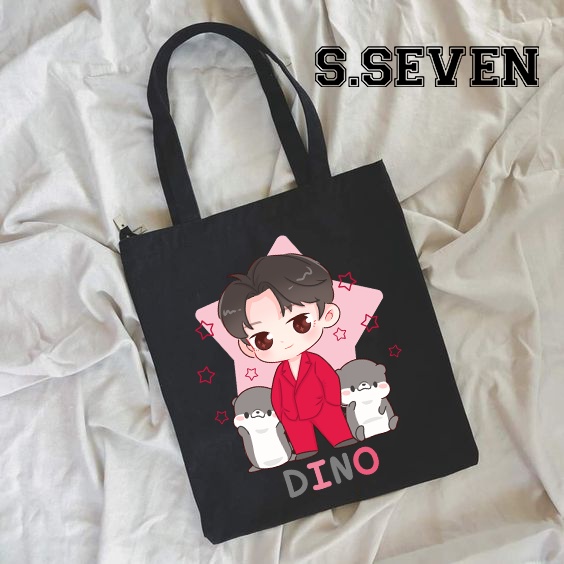 TOTE BAG KANVAS HITAM MOTIF SEVENTEEN