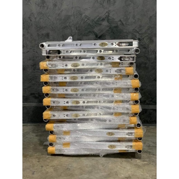 SWING ARM DKT SLIM NINJA R RR - ARM DKT KOTAK SLIM NINJA R,SS NINJA RR