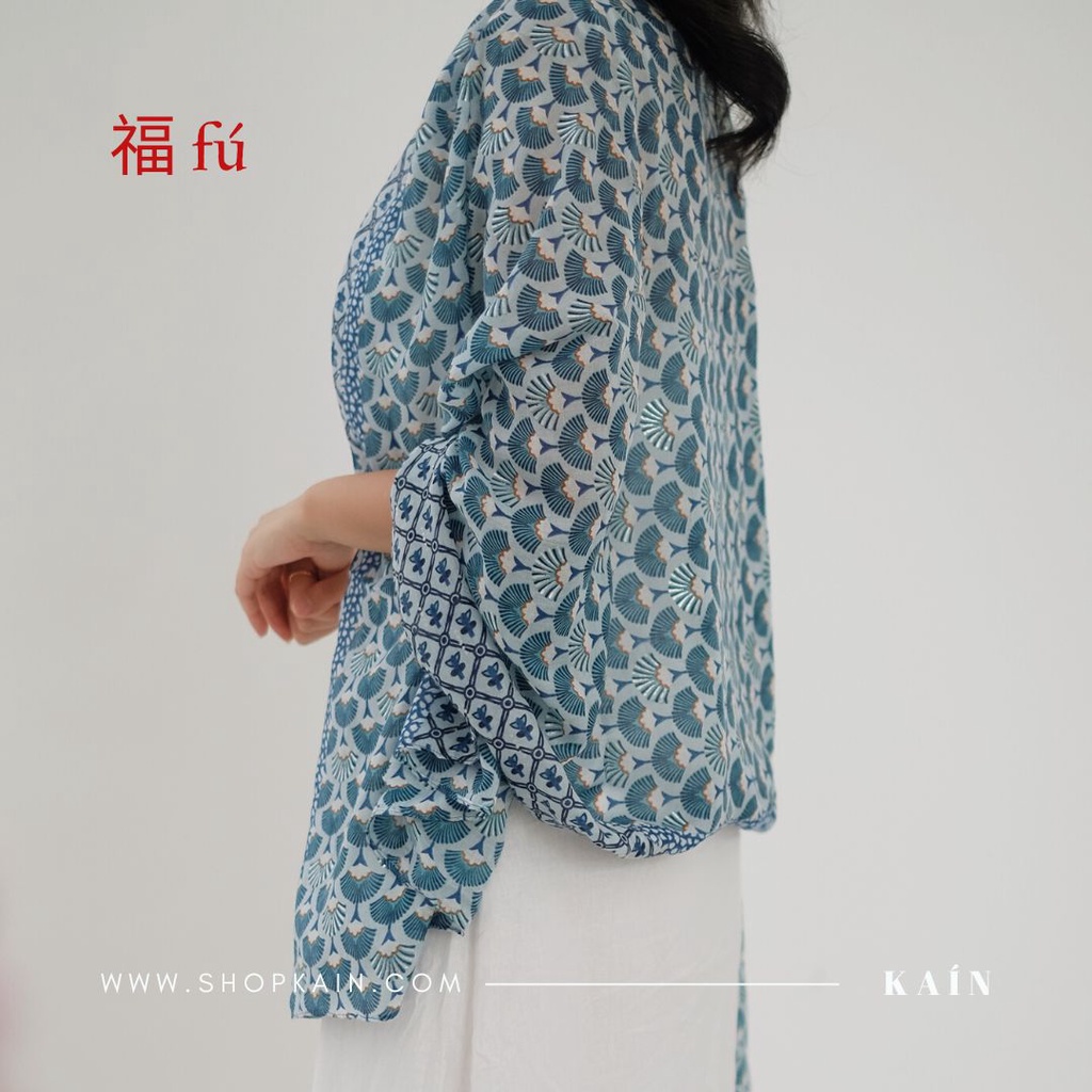 SHOPKAIN Shaan Shawl in Sky - 福 Fú Collection