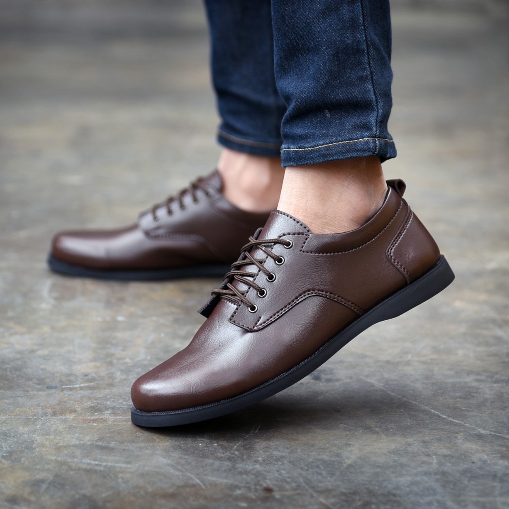 RIONZ x PIRES SERIES - Sepatu Formal Pria Casual Kantoran Nikahan Kulit Syntetis Asli Original Sepatu Pantofel Pria Resmi Formal Hitam Coklat Gaya Trendy Kasual Kantor Kuliah Pesta Nikah Kondangan Gereja Kerja PNS Guru Kekinian Terlaris Terbaru Murah