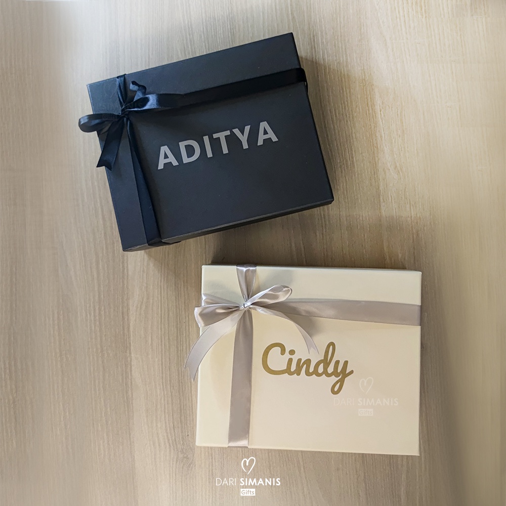 

Custom Premium Hardbox - Kotak Kado Custom 27x22x8cm hard box custom