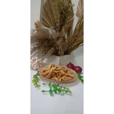

KUE BAWANG GUNTING ENAK GURIH RENYAH DAN MURAH