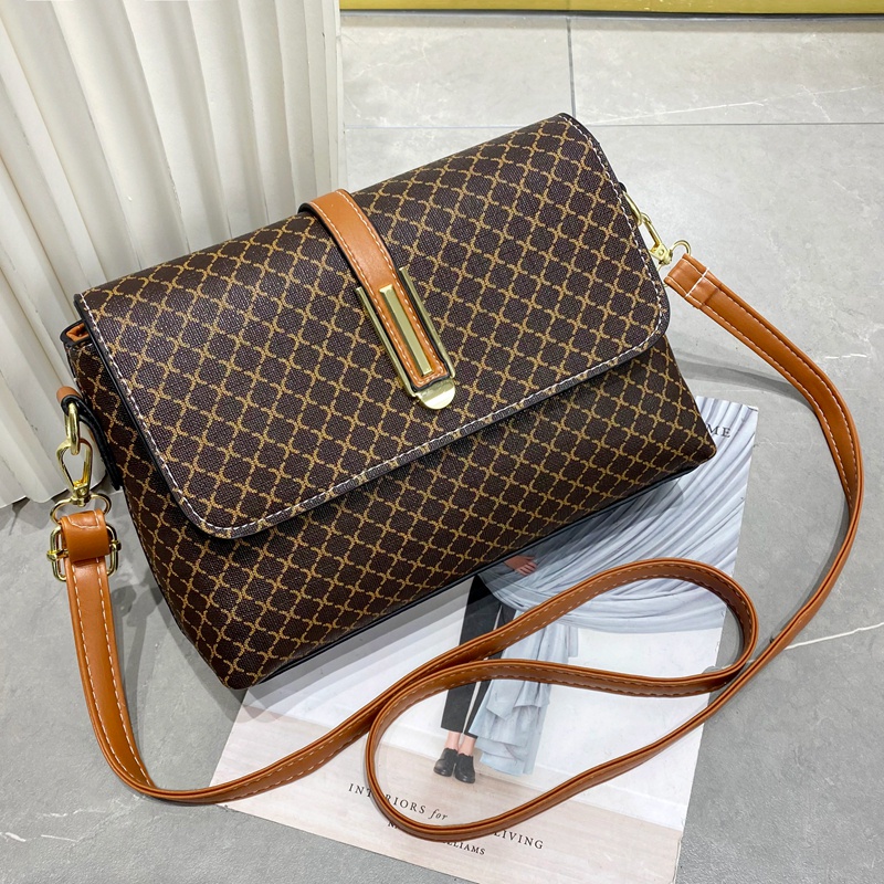 113557 Tas Selempang Wanita Import Slingbag Cewek Impor  (1 KG MUAT 2) BQ3557