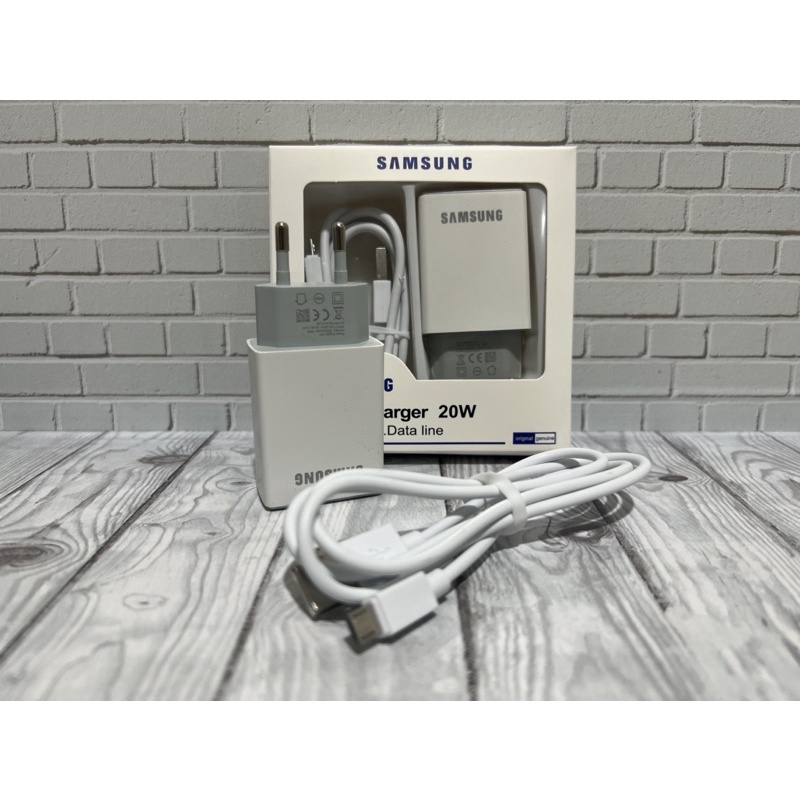 Travel charger Samsung merek ori 99% 2.A REAL kwalitas baguss