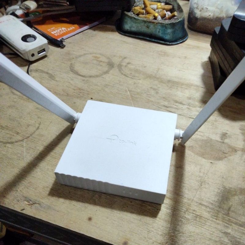 TP-LINK TL-WR 820 N normal bekas