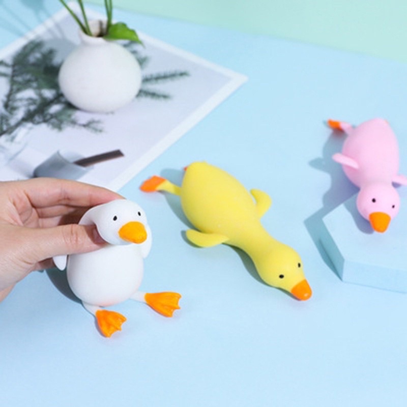 New Squishy Duck Mainan Anak Silikon Bentuk Bebek Stress Ball Promo Sen