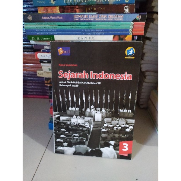 Sejarah Indonesia untuk SMA kelas 12 k.2013 facil