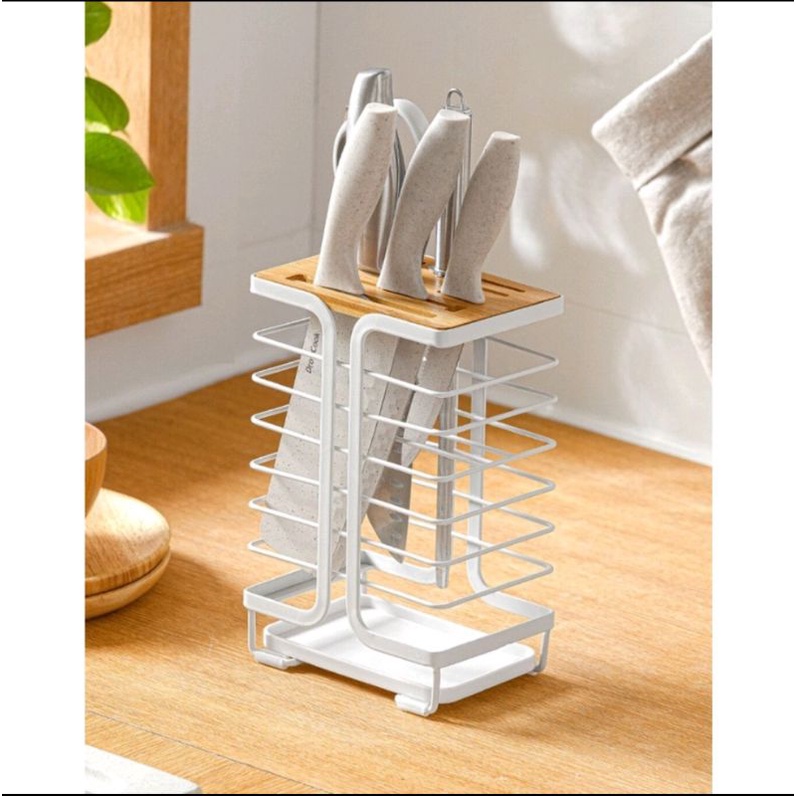 Tempat Pisau Aesthetic