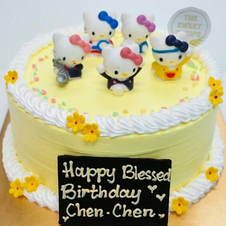 

Kue Hello Kitty Kuning