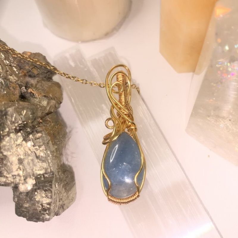 Kalung Aquamarine Necklace