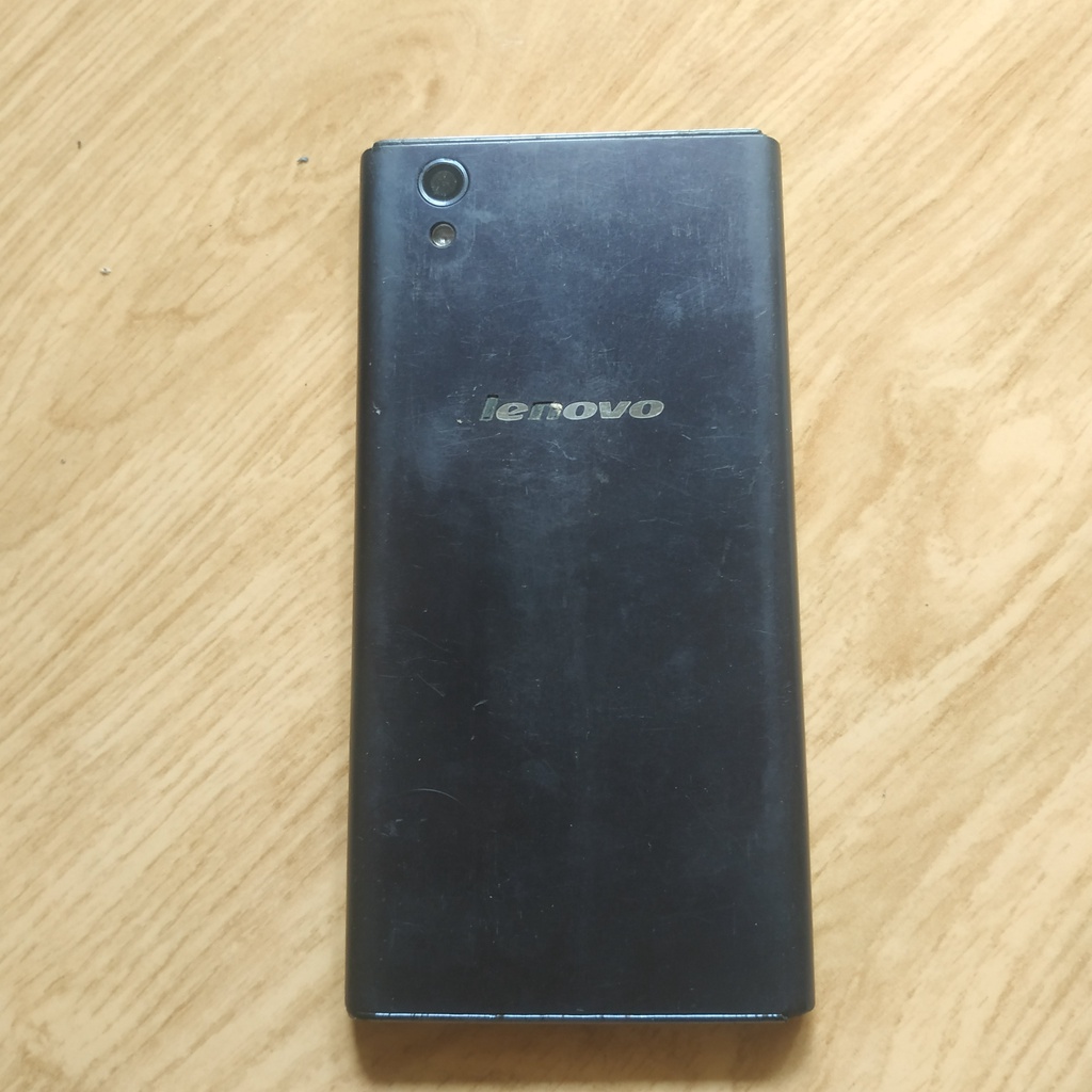 Backdoor dan middel frame Lenovo P70 - P70a Casing Back Cover Case Belakang  Copotan