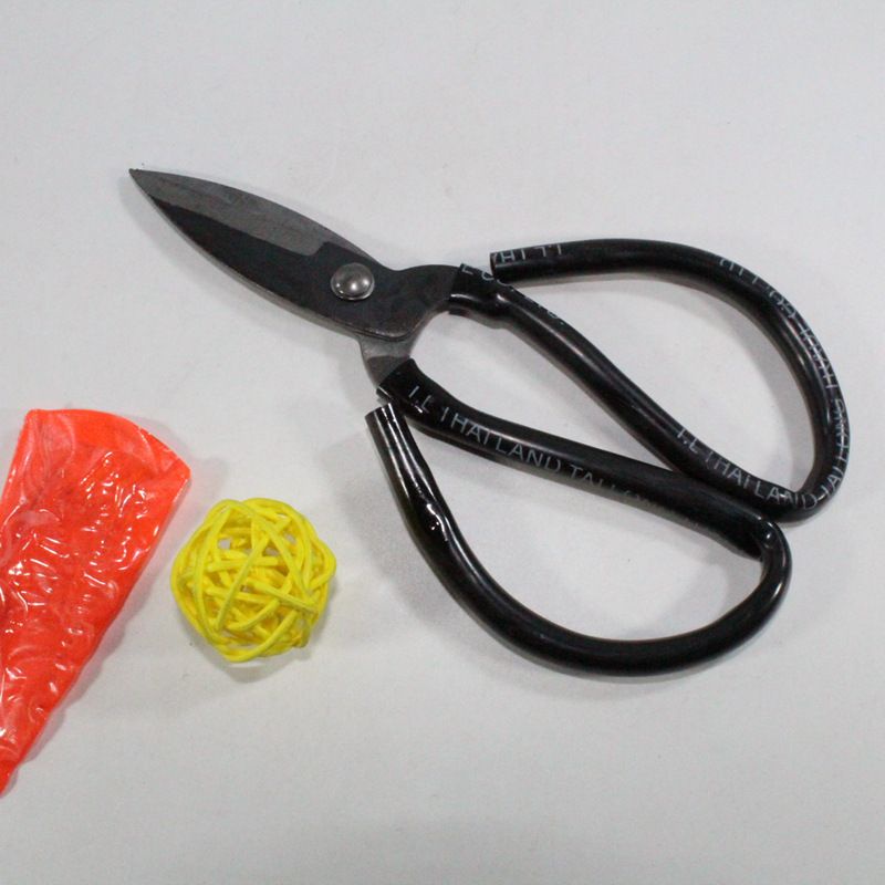 

Gunting Kain Benang Kulit Ranting Serbaguna Panjang 17cm